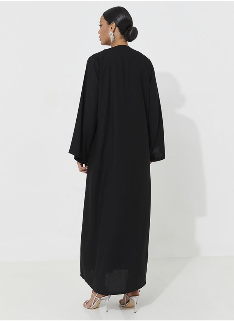 Neck Design with wide sleeves