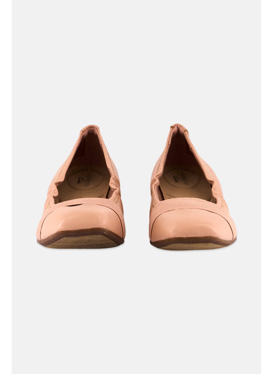 Women Standard Tilmont Slip On Pumps, Peach