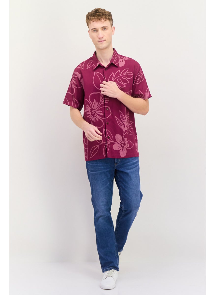 Men Regular Fit Allover Print Short Sleeve Casual Shirt, Maroon