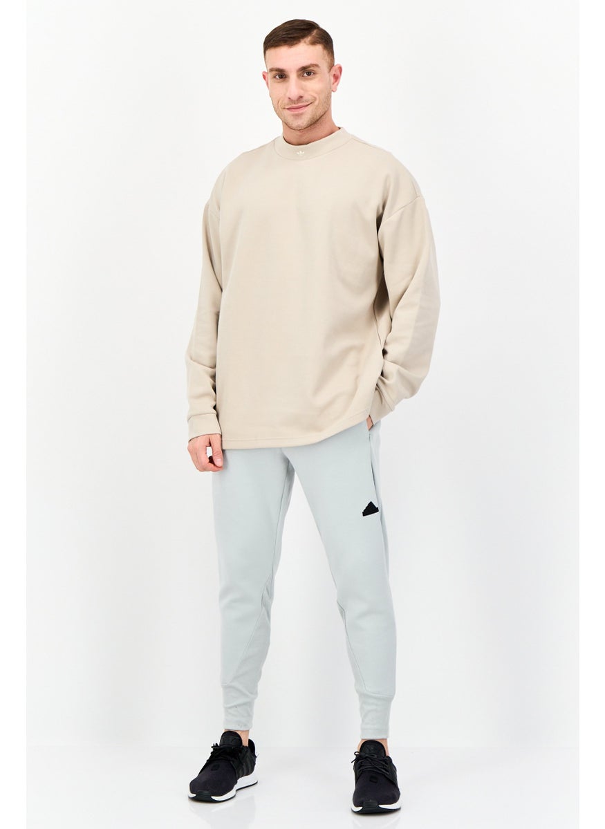 Men Sportswear Fit Long  Sleeves Outdoor Sweatshirts, Taupe