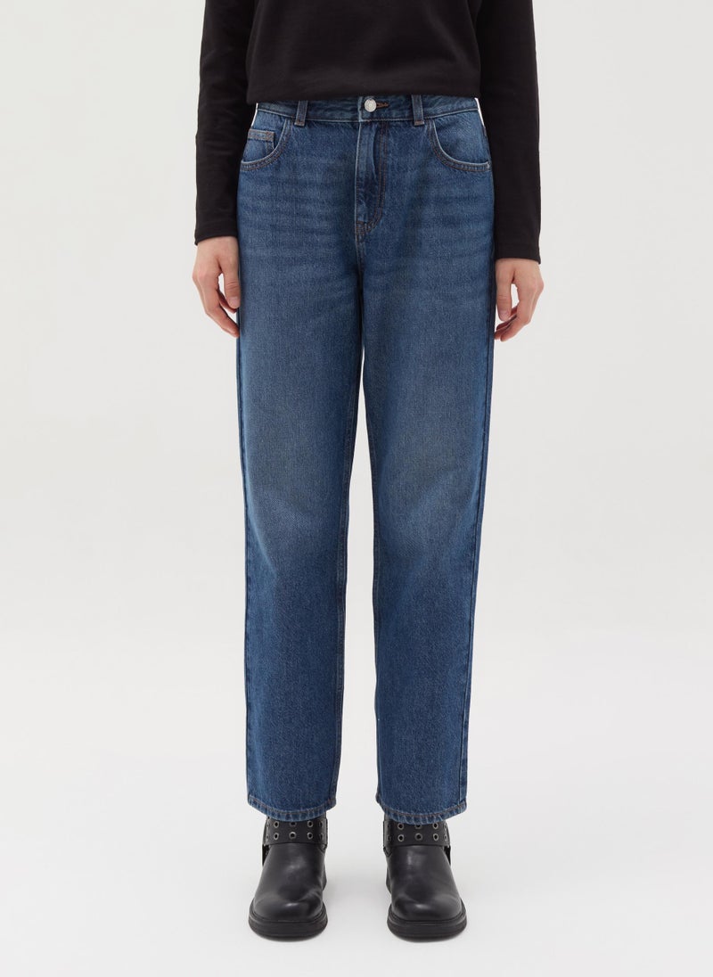 Five-pocket,straight-fit jeans