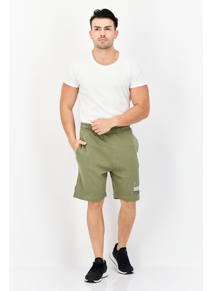 Men Graphic Print Basic Shorts, Green