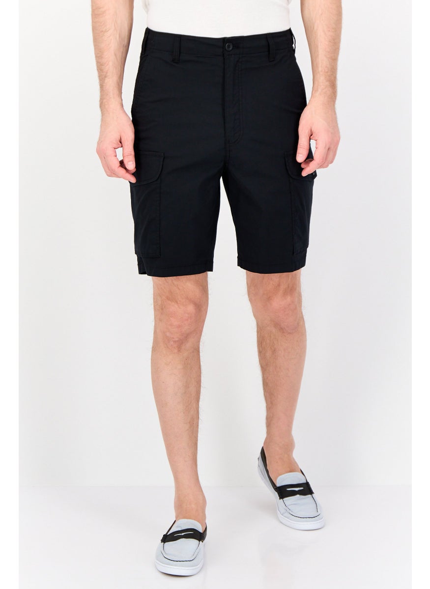 Men Solid Cargo Shorts, Black