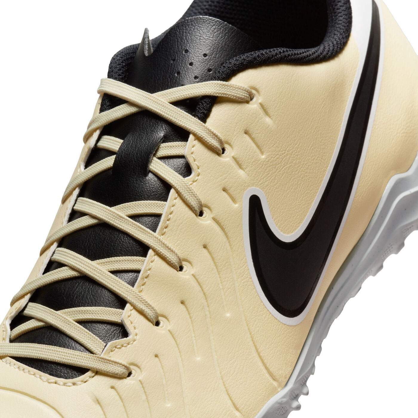 Tiempo Legend 10 Club Turf Football Shoes