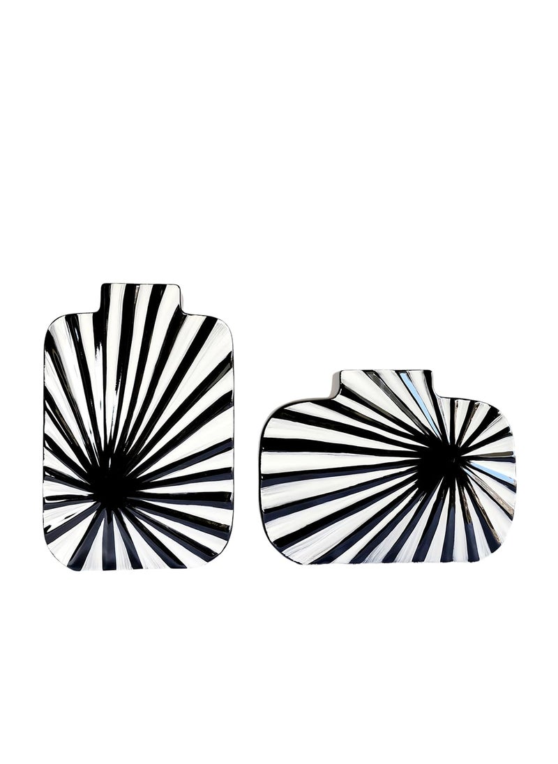 GOLDEN HUES Handmade Ceramic Vase A B Looking Modern Design Flower Vase Ceramic Vases for Home Decor Living Room Decor Shelf Decor Table Decor Pack of 2 Black White