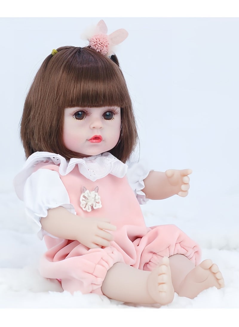 Reborn Baby Doll,38cm Simulation Baby Doll With Pacifier, Bottle, Diaper And a Set of Clothes,Can Drink Water And Pee，Soft and Pinchable，Limbs And Head Can Rotate. Suitable for Birthday Gifts for Children/Kindergarten Toys.