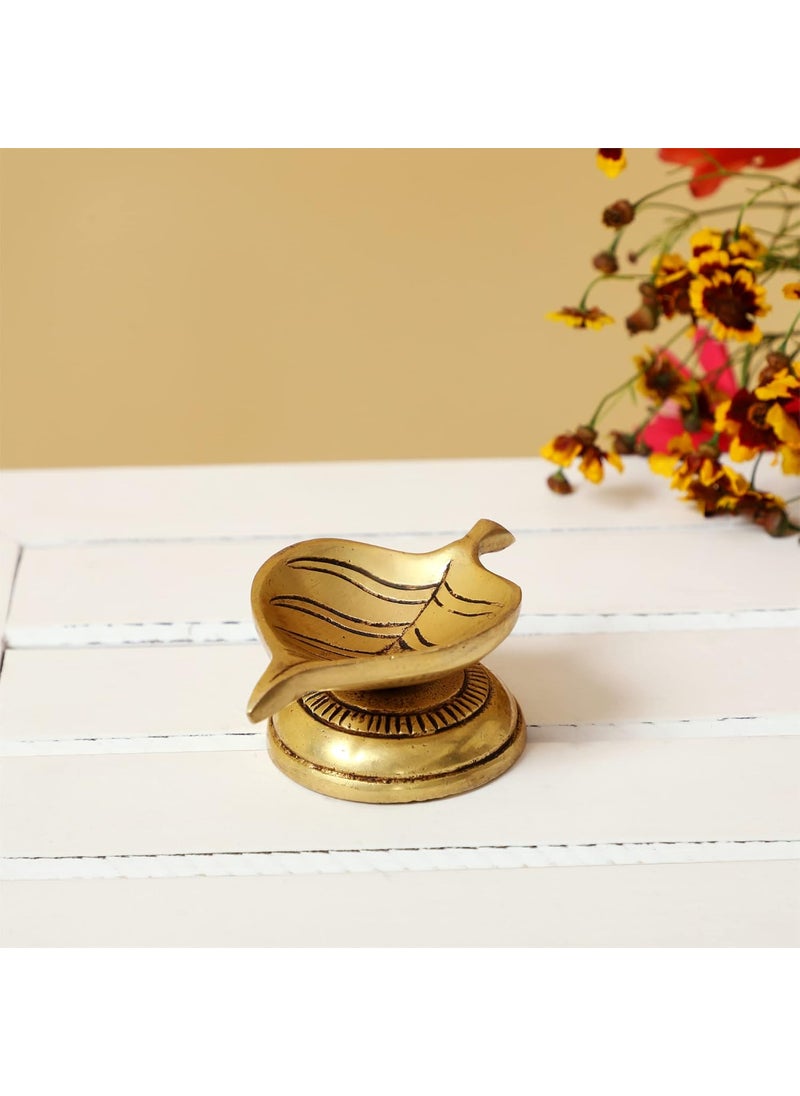 Jaszz Art Brass Leaf Diya 3 inches and 250g Small Size Ethnic Design Handmade Curved Oil Wick Antique Kuber Deepak Lamp for Home Decor Temple Puja Office Counter Diwali Decoration Festival Gift