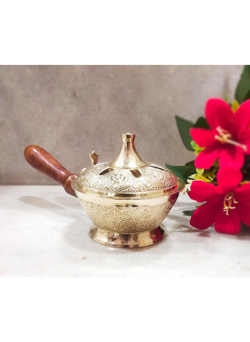 blissful decor Home Purifying Brass Dhuna Loban Burner Dhooni dhuni Loban DaanLoban Burner Bakhoor Burner Sambrani Dhoop for Temple and Home Decor Small embosed Work w Wooden Handle