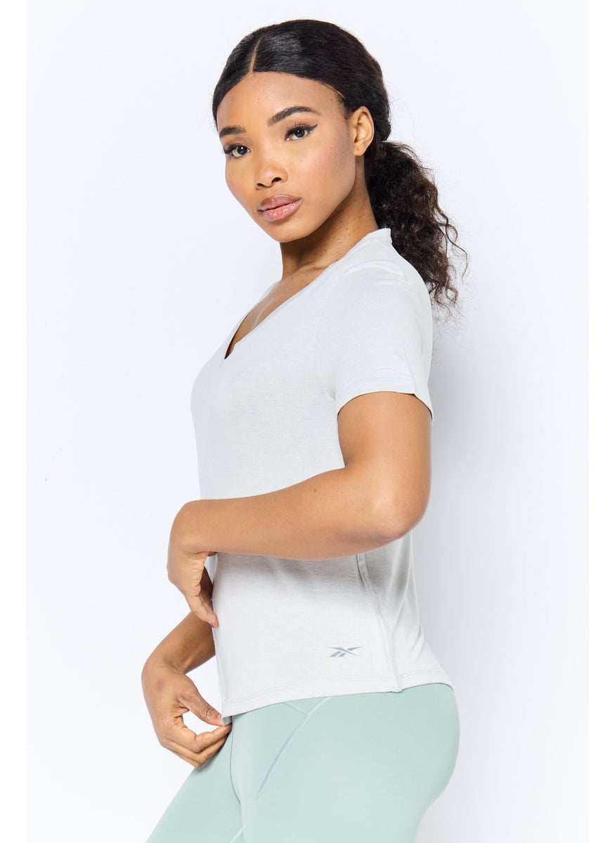 Women Sportswear Fit Short Sleeve Outdoor T-Shirt, Grey