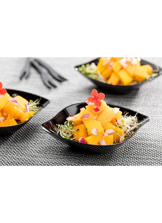 Restaurantware-3.5 x 4.5 Dessert Plates, 100 Small Cocktail Plates - Square, Wavy Edges, Black Plastic Disposable Appetizer Plates, Holds Sauces And Dips, For Wedding, Or Birthday Parties