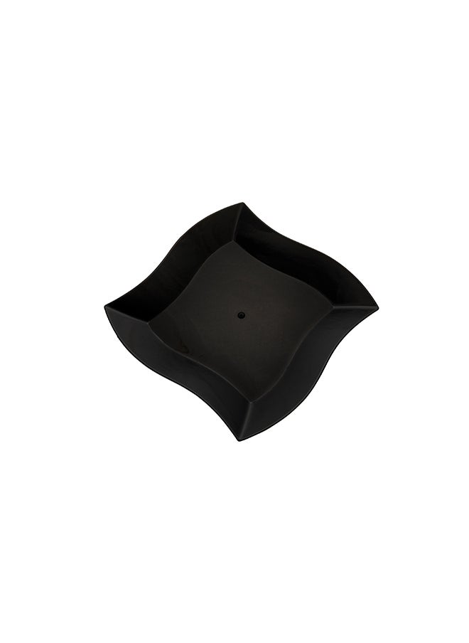 Restaurantware-Aqua Plate, Black Plastic Wavy Plate - Elegant, Perfect for Cocktail Parties and Catered Events - Premium Plastic - 9 Inches - 100ct Box