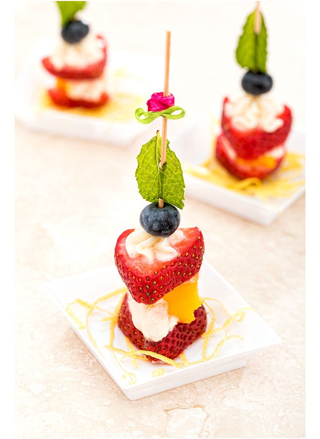 Restaurantware-2.5 x 2.5 Inch Mini Tasting Plates, 100 Disposable Square Plastic Plates - Durable, Stylish, White Plastic Hors D'oeuvre Serving Plates, For Desserts Or Appetizers At Parties