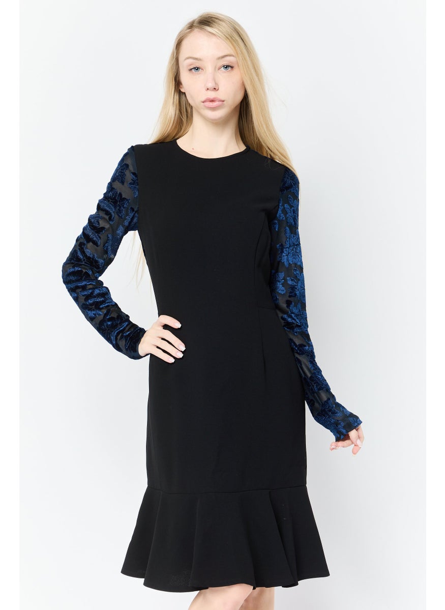 Women Textured Casual Mini Dress, Black