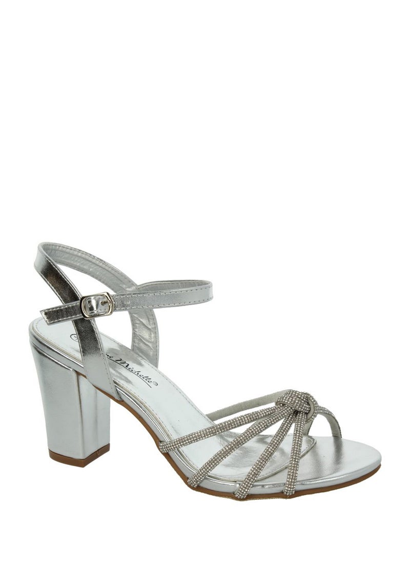 Embellished Know Detail Heel