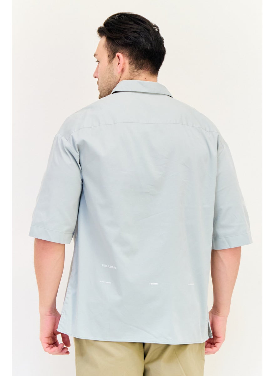 Men Regular Fit Solid Short Sleeves Casual Shirts, Light Green
