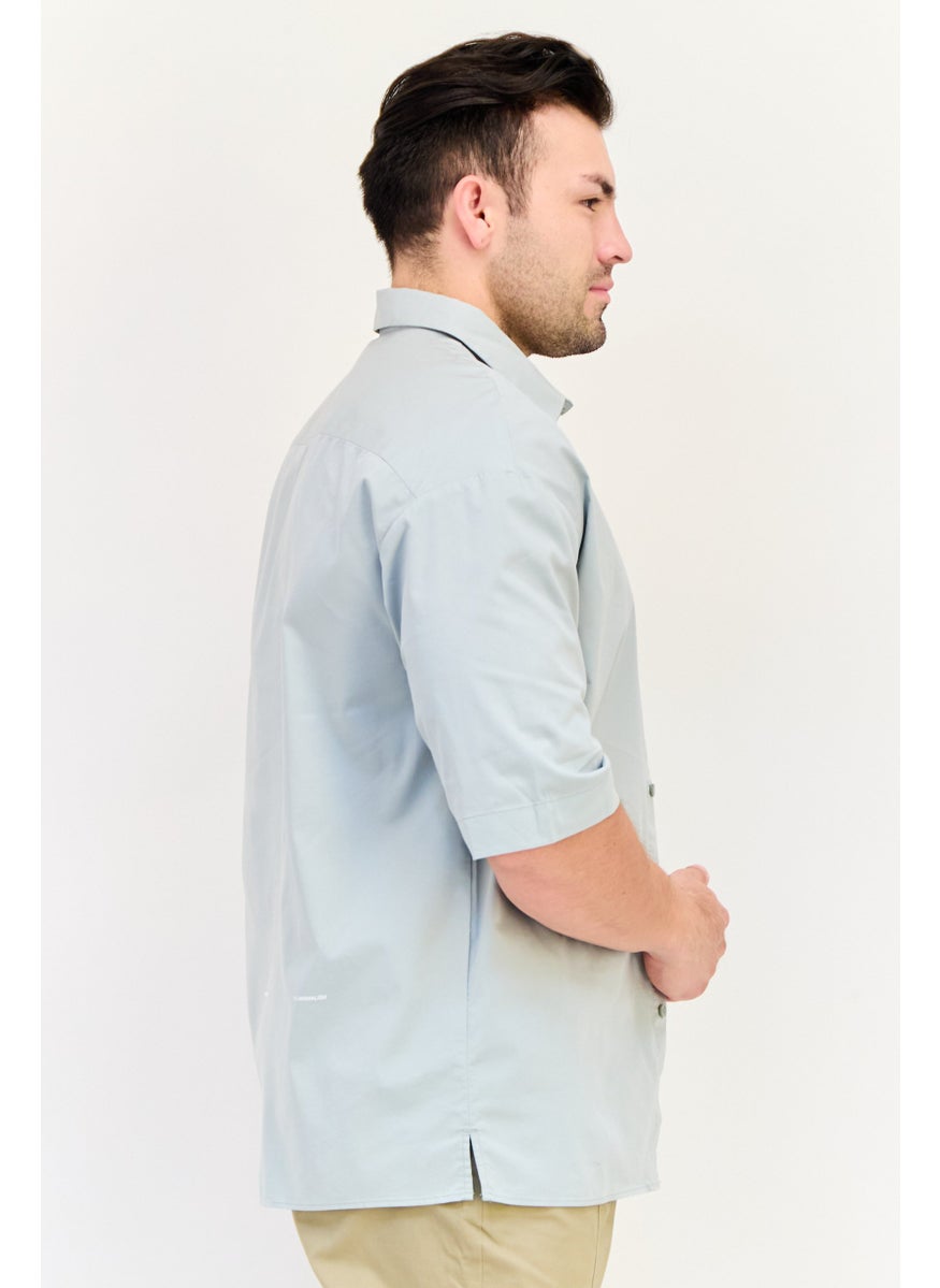 Men Regular Fit Solid Short Sleeves Casual Shirts, Light Green