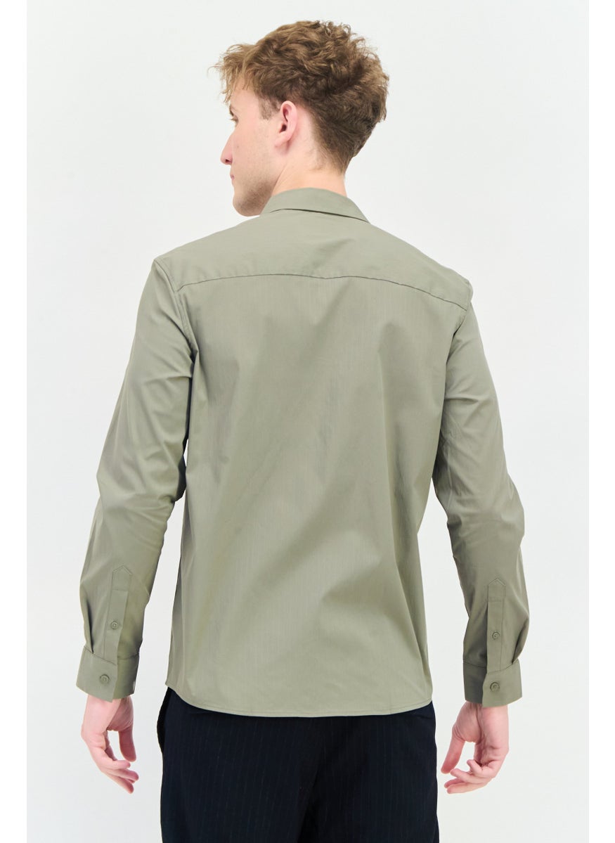 Men Regular Fit Solid Long Sleeves Casual Shirt, Dark Green