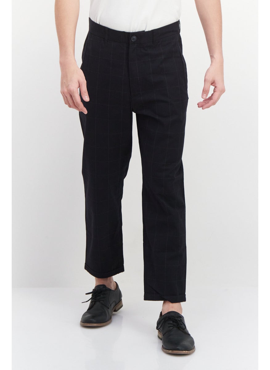 Men Tapered Fit Plaid Chino Pant, Black