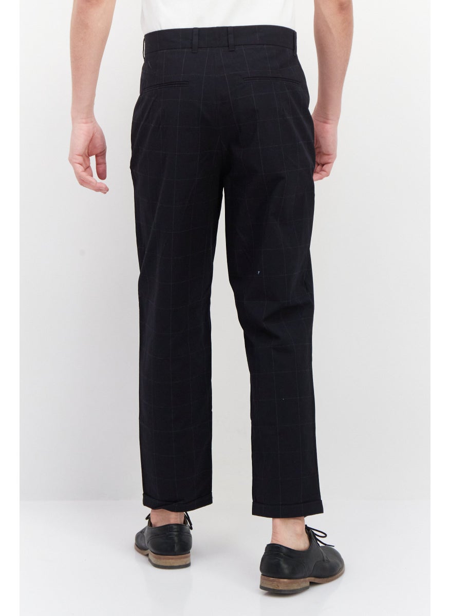 Men Tapered Fit Plaid Chino Pant, Black