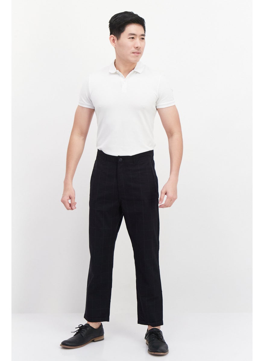 Men Tapered Fit Plaid Chino Pant, Black