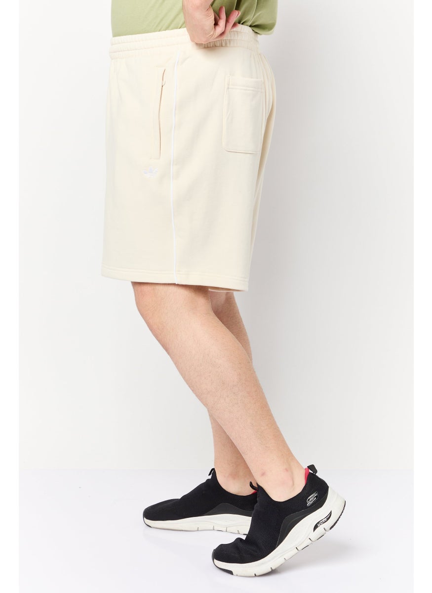 Men Sportswear Fit Outdoor Shorts, Off white