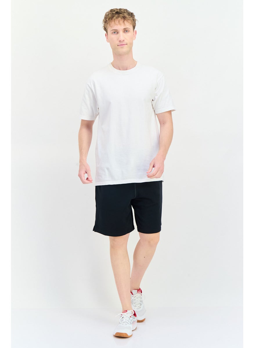 Men Athletic Fit Outdoor Shorts, Black