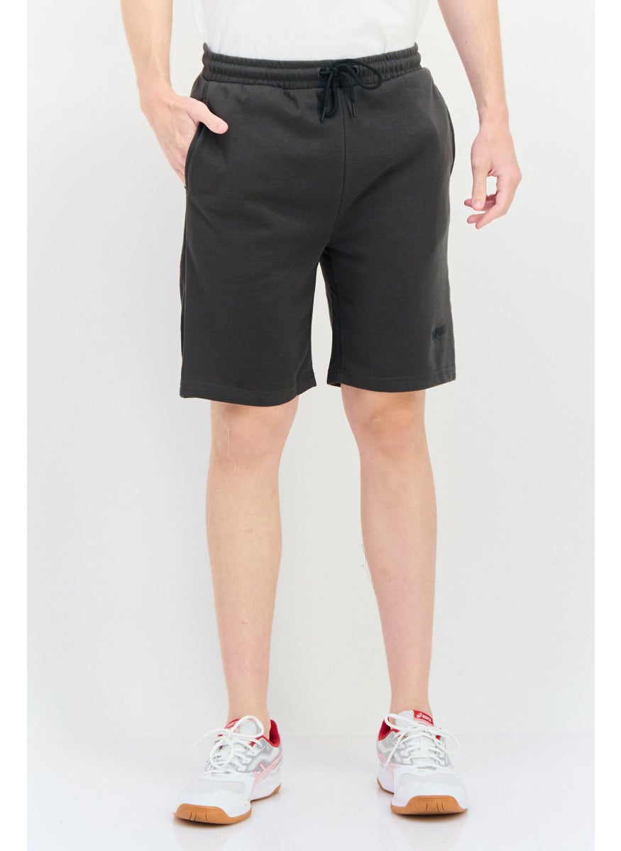 Men Sportswear Fit Outdoor Short, Dark Olive