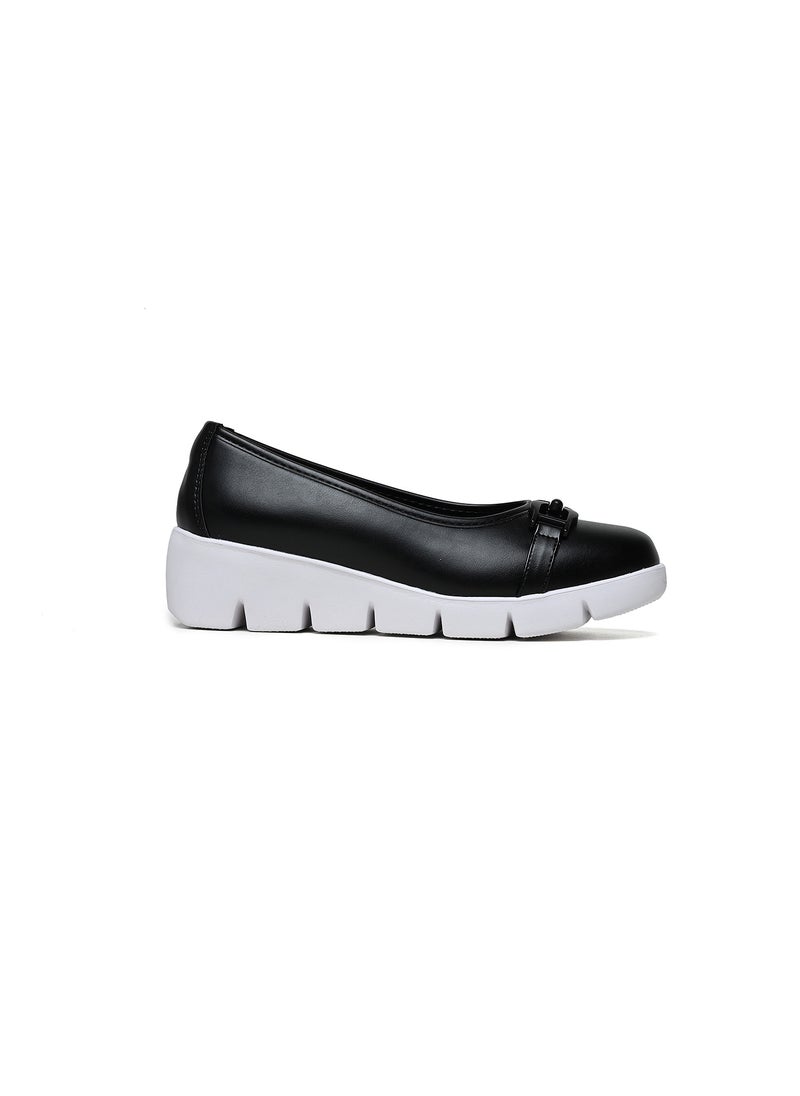 Ladies comfort shoes