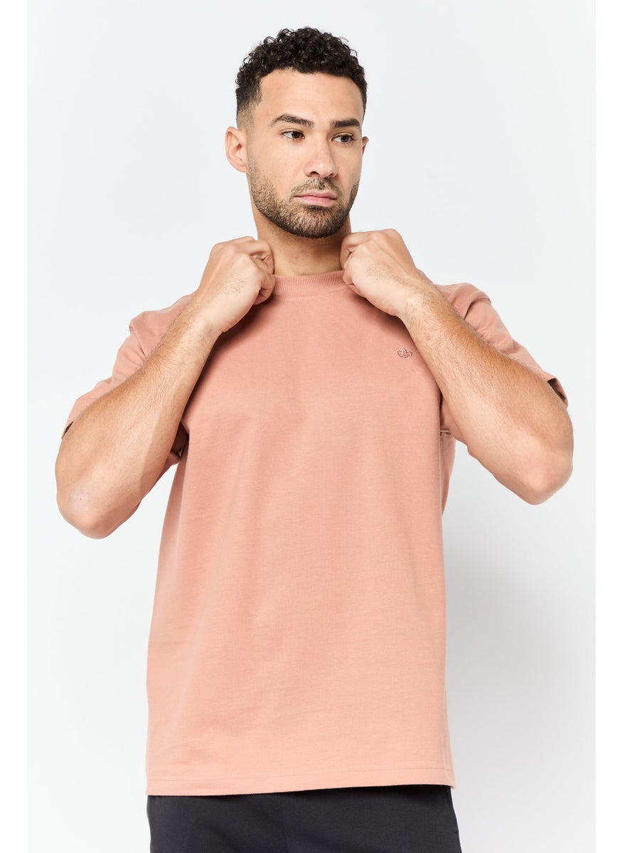 Men Sportswear Fit Short Sleeves Outdoor T-Shirt, Brown