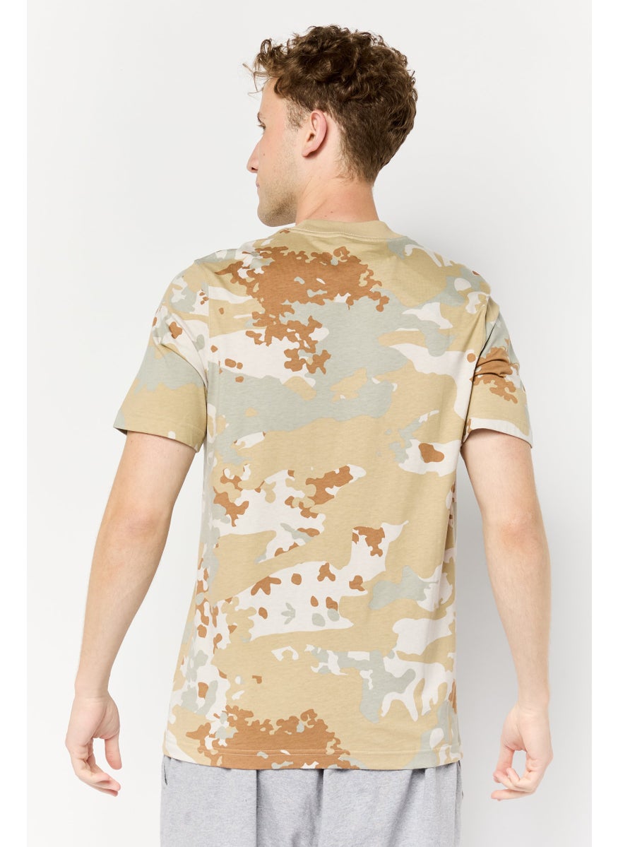 Men Sportswear Fit Short Sleeve Outdoor T-shirt, Multicolor