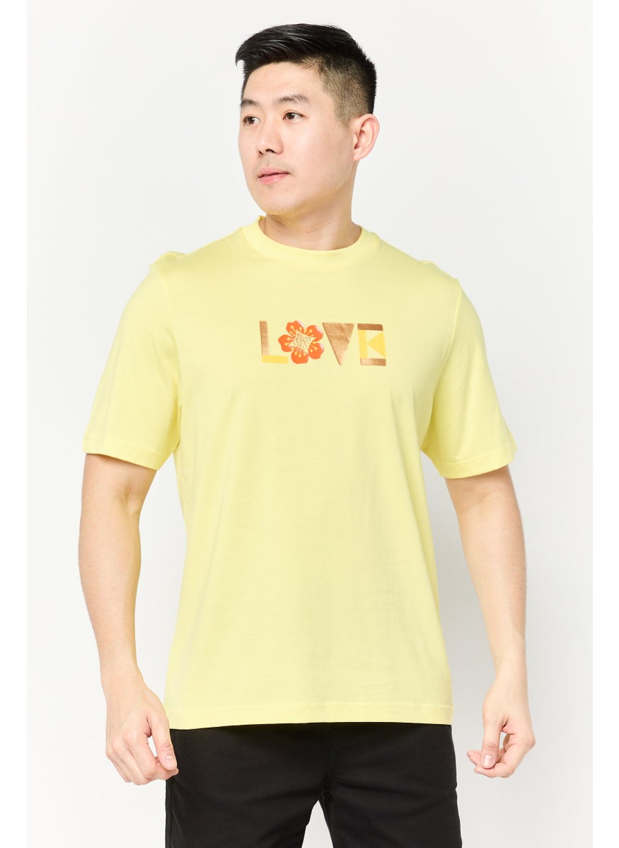 Men Crew Neck Short Sleeves Grapih Print T-Shirt, Yellow