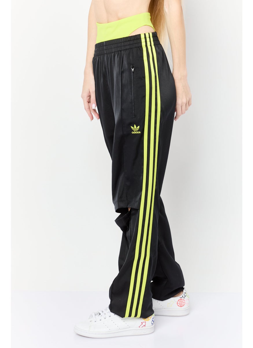 Women Sportswear Fit Outdoor Sweatpants, Black
