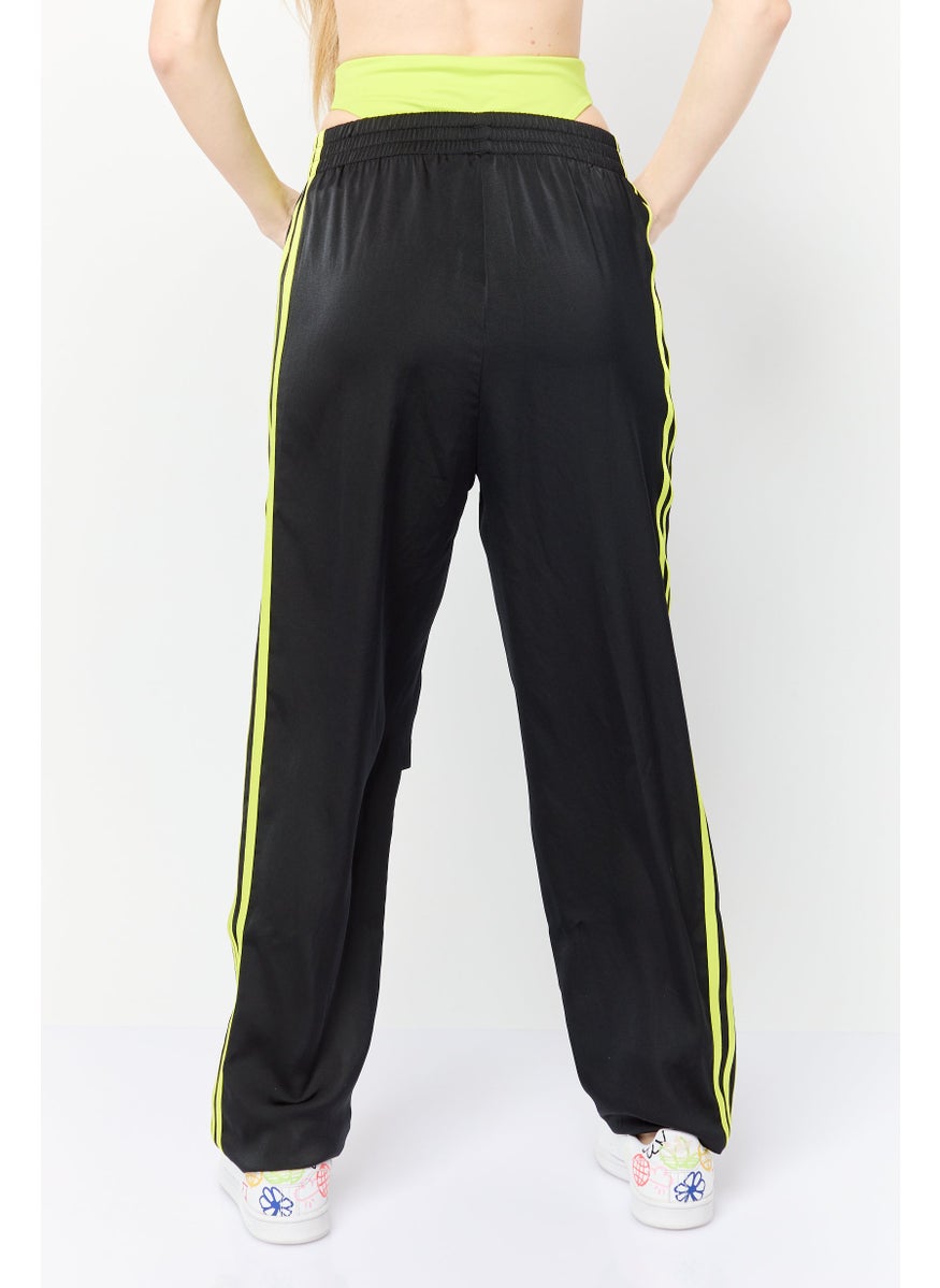 Women Sportswear Fit Outdoor Sweatpants, Black