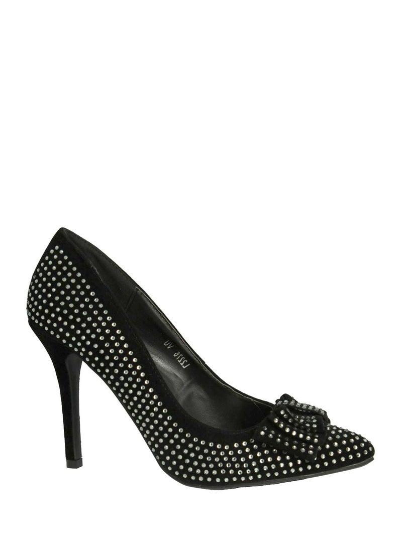 Studded Pump With Bow