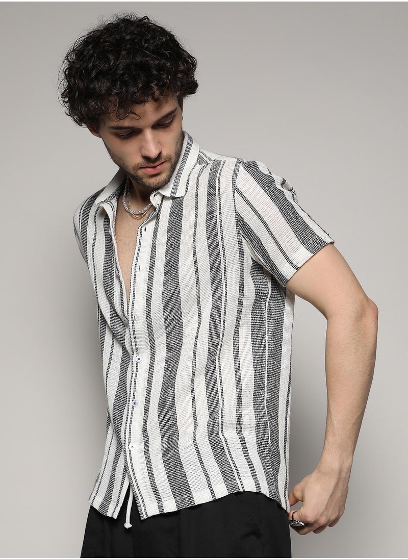 Men's White & Grey Unbalanced Striped Woven Shirt