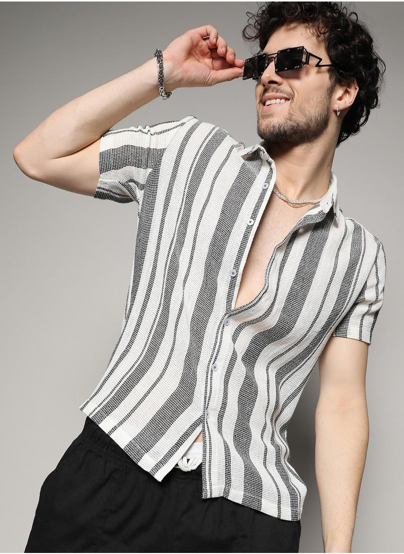 Men's White & Grey Unbalanced Striped Woven Shirt