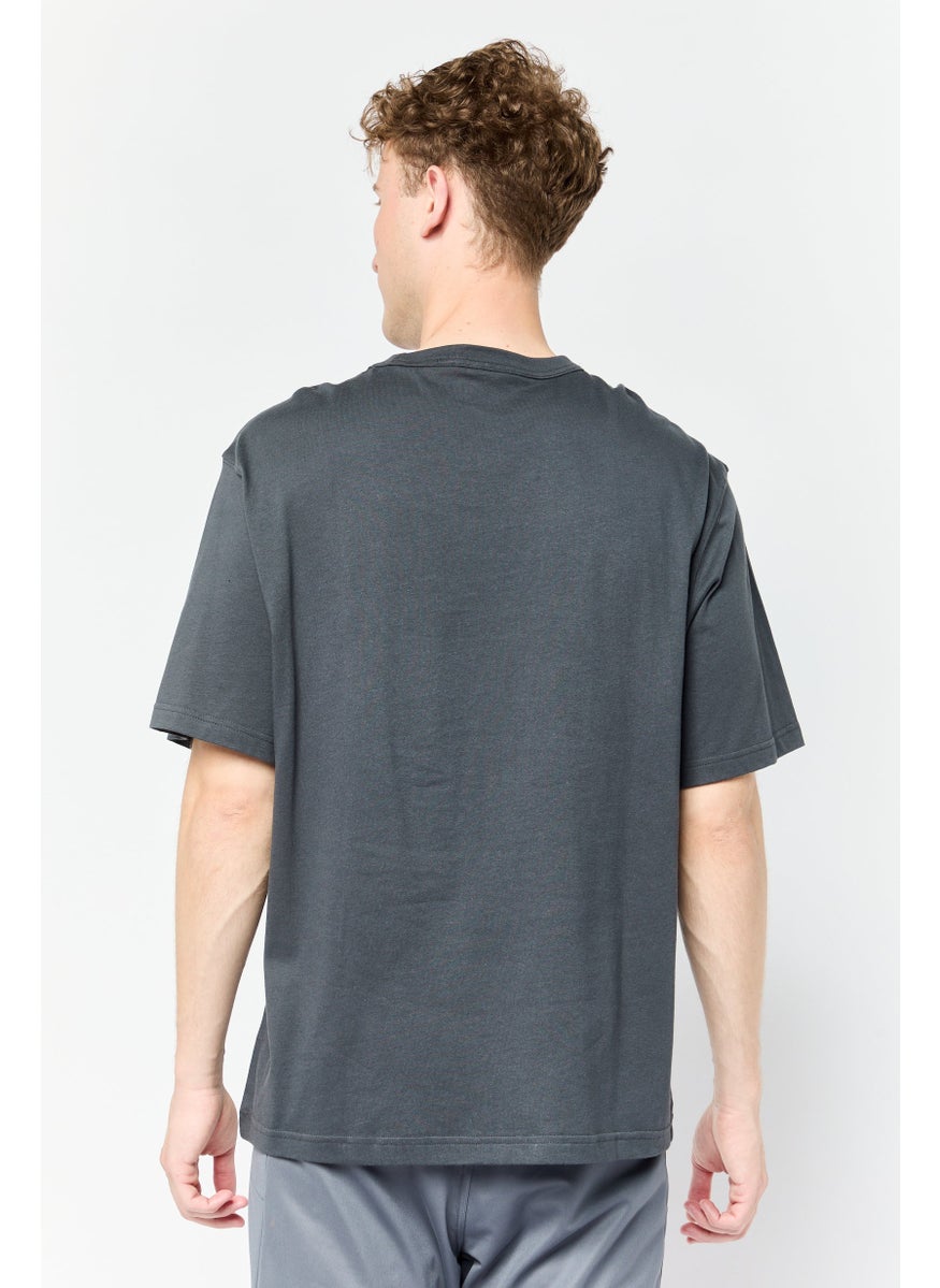 Men Sportswear Fit Short Sleeve Outdoor T-shirt, Grey