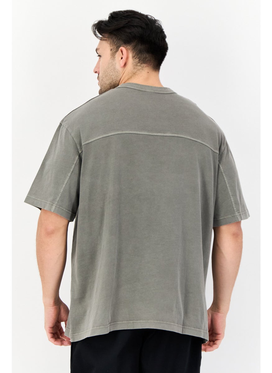 Men Sportswear Fit Short Sleeve Outdoor T-shirt, Grey