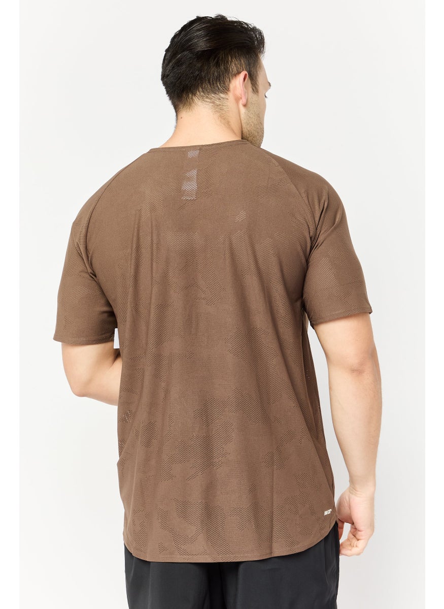 Men Sportswear Fit Short Sleeve Training T Shirt, Brown