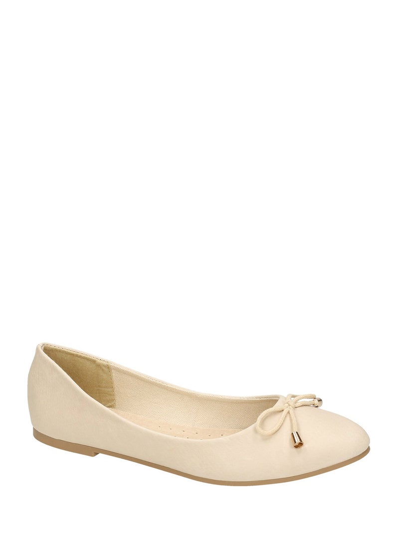 Classic Ballerina With Bow
