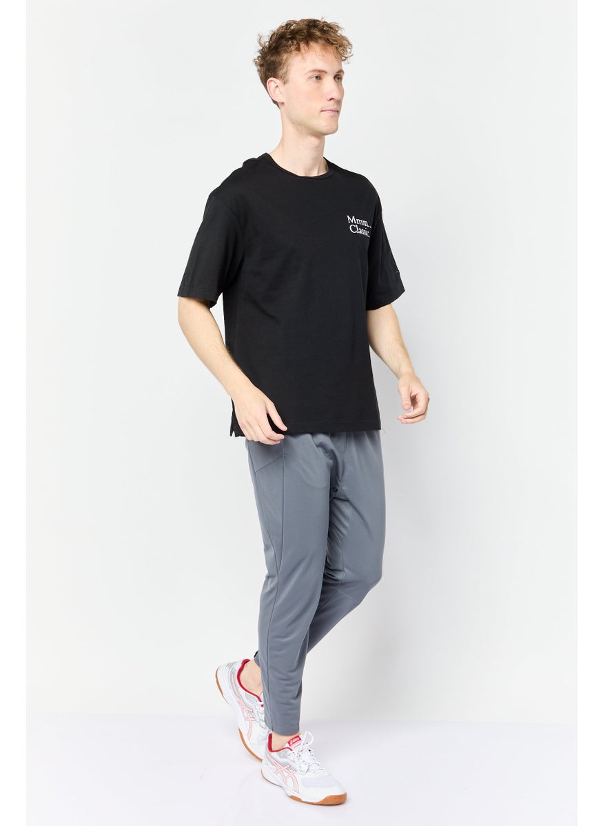 Men Sportswear Fit Short Sleeves Outdoor T-Shirt, Black