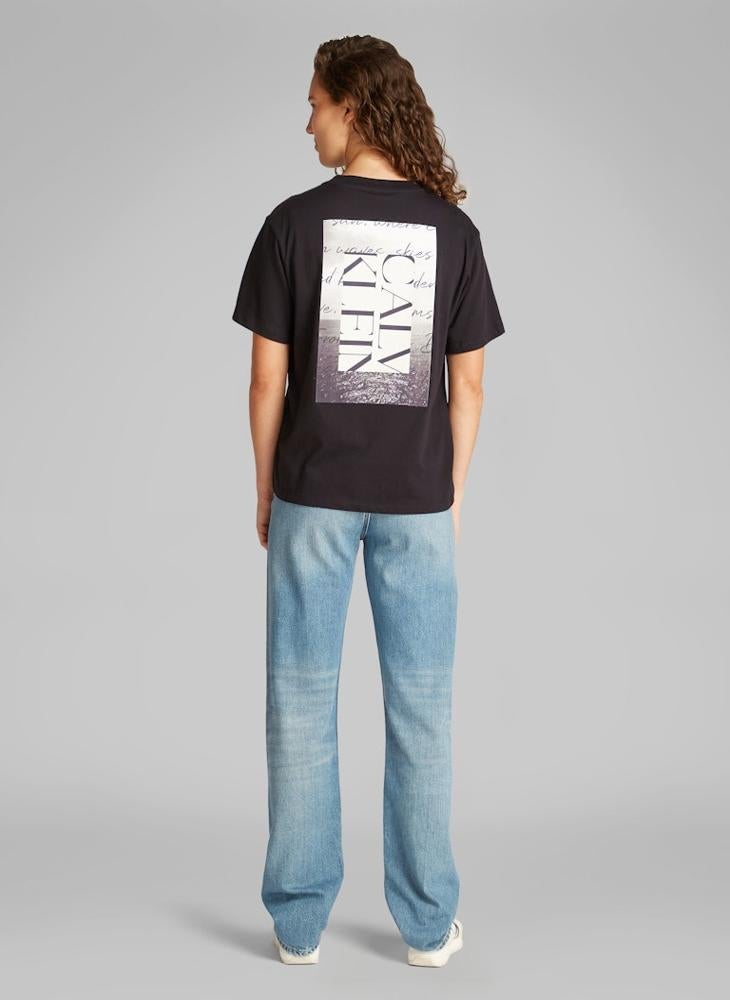 Graphic Crew Neck T-Shirt