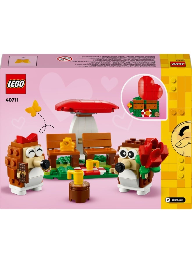 Hedgehog Picnic Date, Animal Toy Playset for 8 Plus Year Old Girls & Boys, Nature Building Set with Mushroom Model and 2 Figures, Birthday Gift for Kids Who Love Imaginative Play 40711 (166 pieces)
