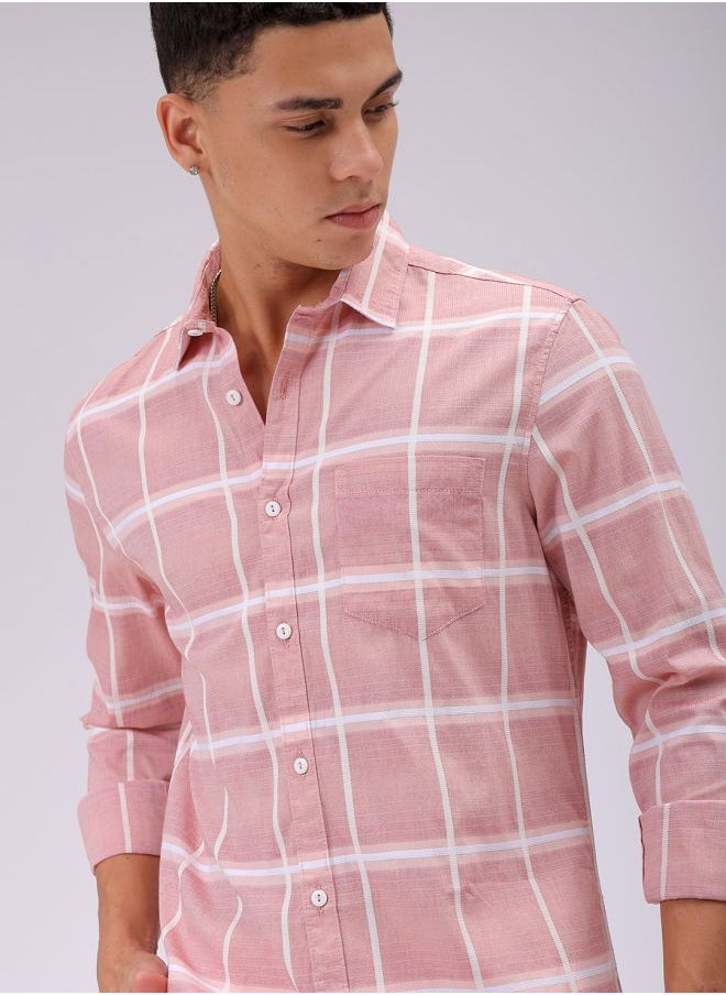 Men Slim Fit Textured Checkered Full Sleeves Cutaway Collar Casual Shirt