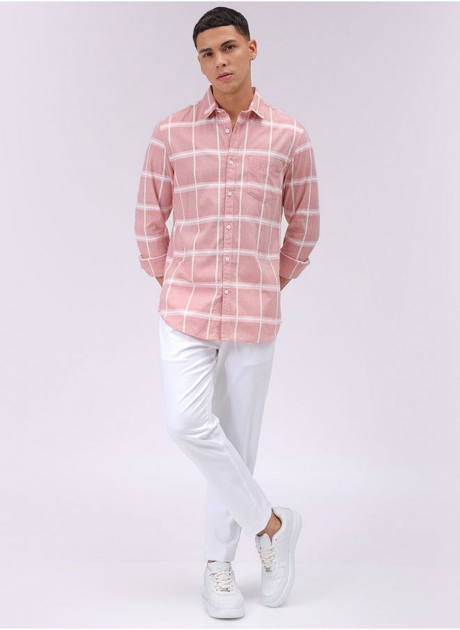 Men Slim Fit Textured Checkered Full Sleeves Cutaway Collar Casual Shirt
