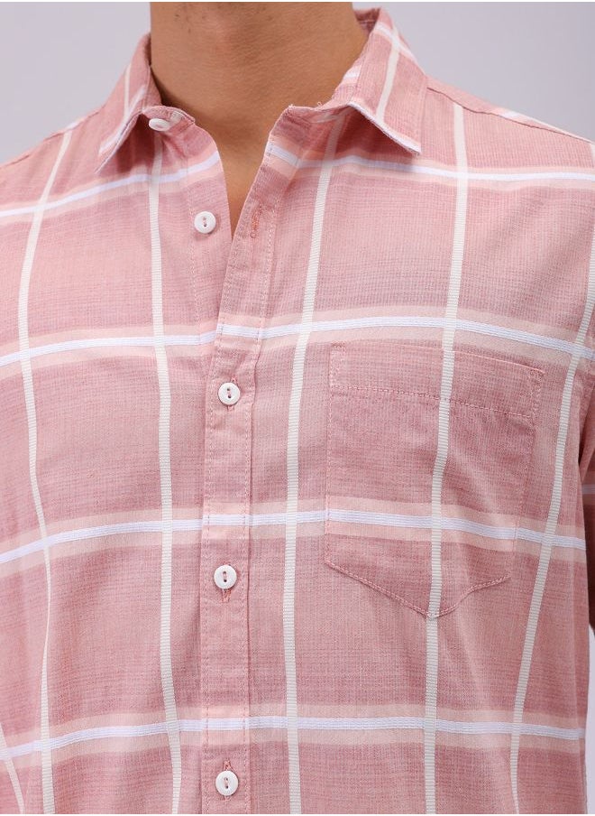 Men Slim Fit Textured Checkered Full Sleeves Cutaway Collar Casual Shirt