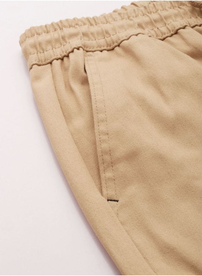 Men Slim Fit Solid Mid-Rise Stretchable Chino Joggers