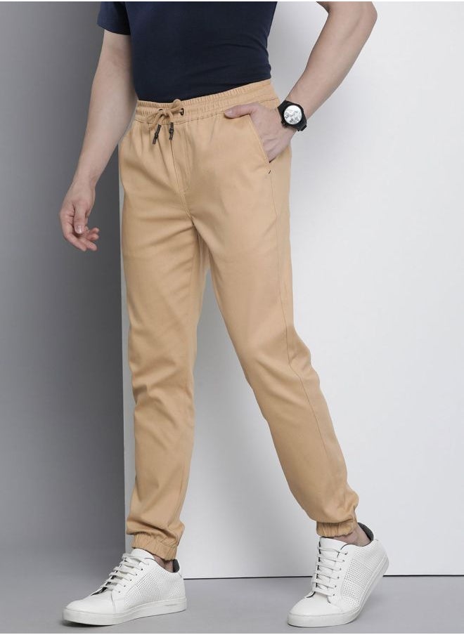Men Slim Fit Solid Mid-Rise Stretchable Chino Joggers