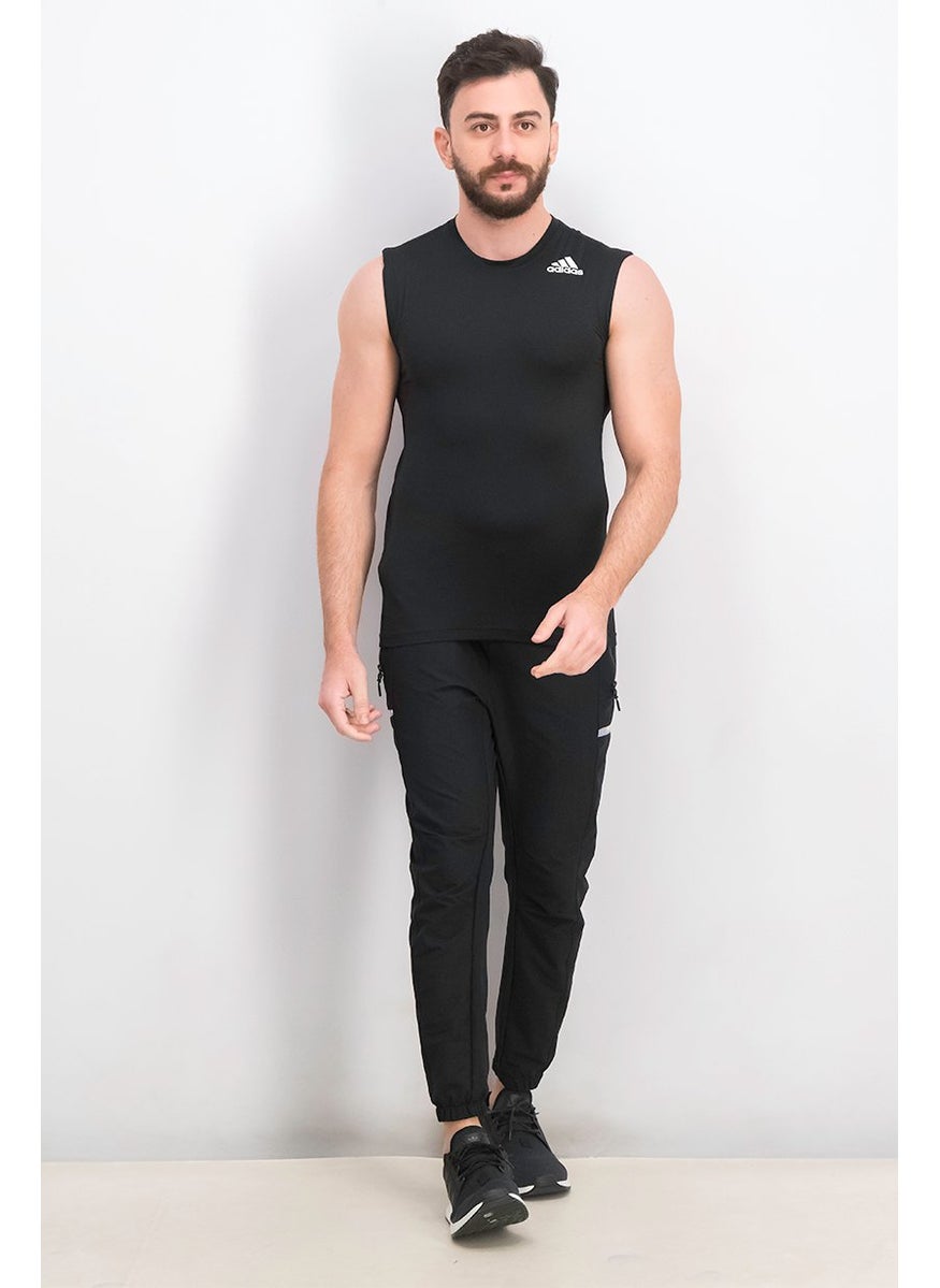 Men Sportwear Fit Training Tee, Black