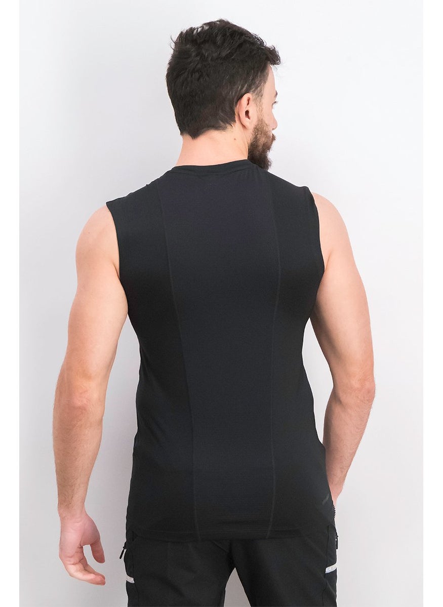 Men Sportwear Fit Training Tee, Black